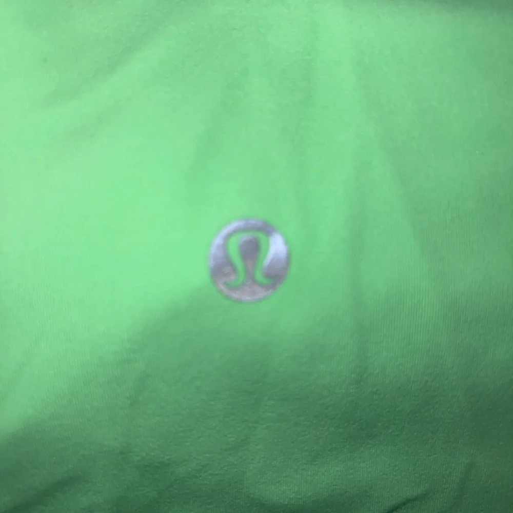 Lululemon Align High-Neck Tank Top
Scream Green Light size 0 good Used condition - Picture 3 of 6